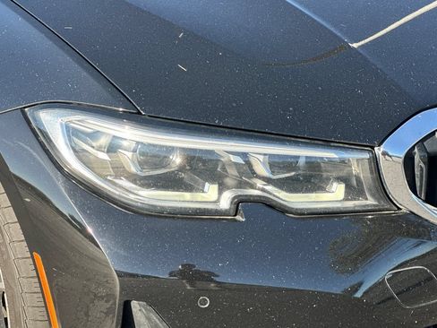 Used 2022 BMW 330i Sedan w/ Driving Assistance Package RWD image 45
