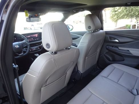 New 2026 Buick Envista Sport Touring FWD image 19