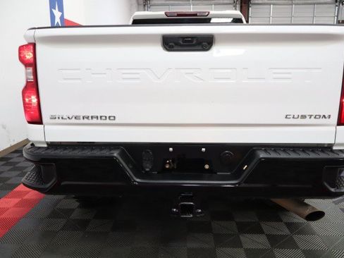 Used 2022 Chevrolet Silverado 2500 Custom w/ Custom Value Package AWD/4WD image 25