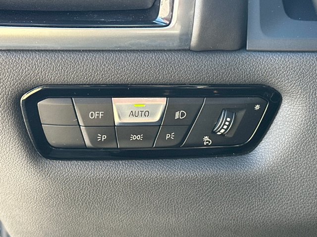 Used 2019 BMW M850i xDrive Coupe AWD/4WD image 12