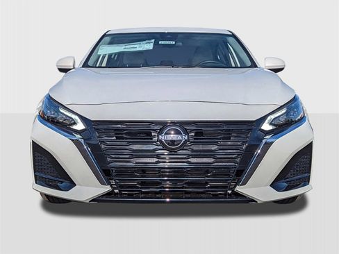 New 2025 Nissan Altima 2.5 SV image 8