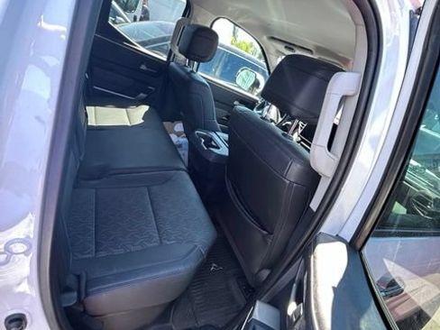 Used 2022 Toyota Tundra Limited AWD/4WD image 7