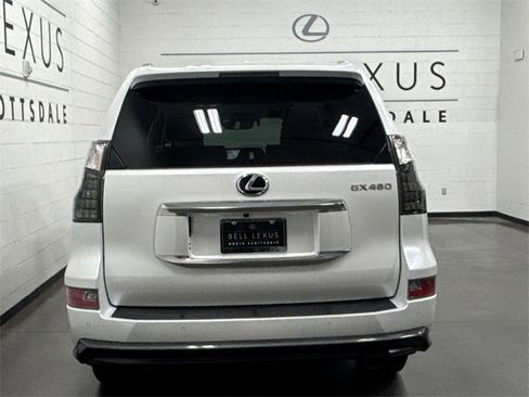 Used 2023 Lexus GX 460 Premium image 4