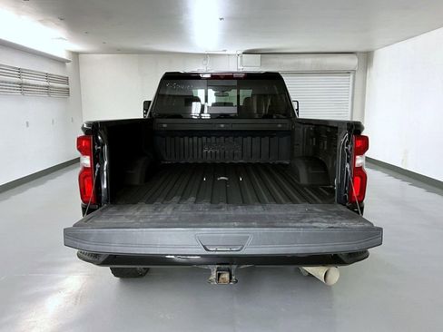 Used 2023 Chevrolet Silverado 2500 High Country image 22