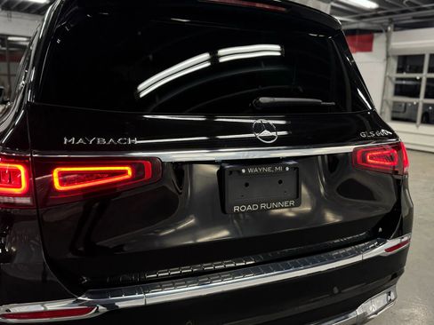 Used 2021 Mercedes-Benz Maybach GLS 600 4MATIC image 46