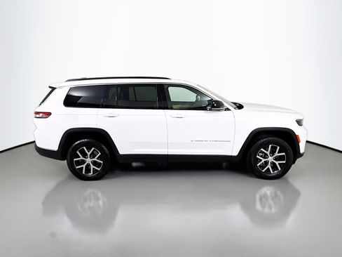Used 2024 Jeep Grand Cherokee L Limited image 8
