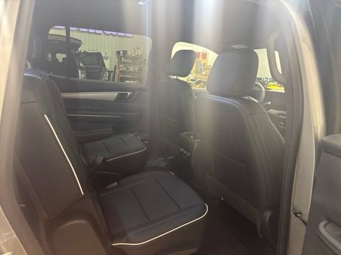 Used 2026 Buick Enclave Preferred FWD image 14