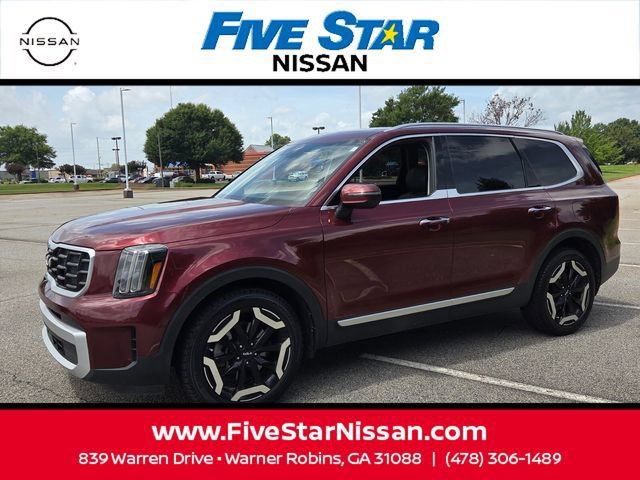 Used 2023 Kia Telluride S w/ S Sunroof Package AWD/4WD image 3