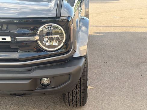 Used 2023 Ford Bronco Outer Banks AWD/4WD image 10