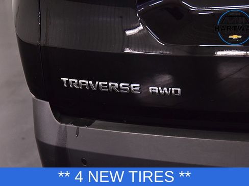 Used 2023 Chevrolet Traverse LT AWD/4WD image 11