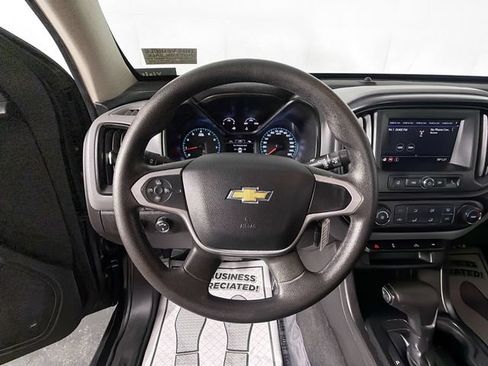 Used 2021 Chevrolet Colorado W/T w/ WT Convenience Package AWD/4WD image 11