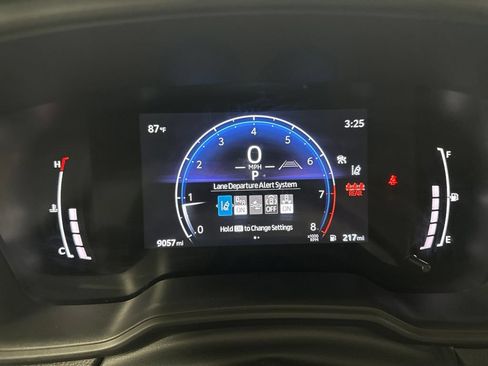 Used 2026 Toyota Corolla LE FWD image 23