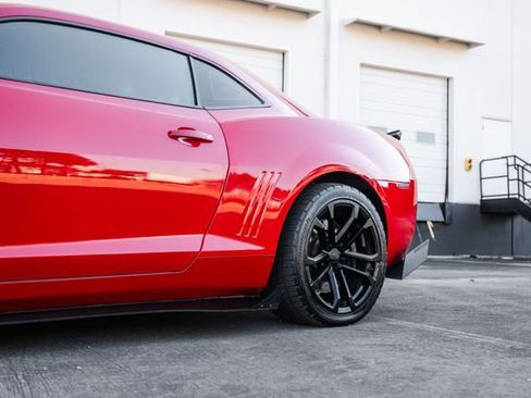 Used 2010 Chevrolet Camaro SS w/ RS Package image 26