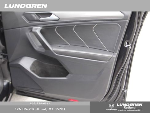 Used 2023 Volkswagen Tiguan SE R-Line AWD/4WD image 20