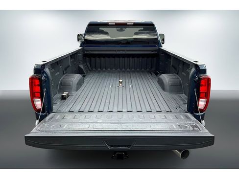 Used 2022 GMC Sierra 3500 SLE w/ SLE Convenience Package image 7