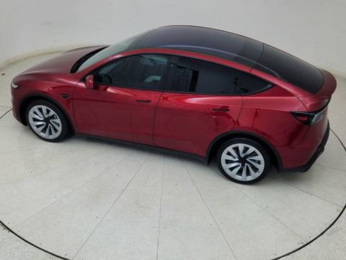 Used 2026 Tesla Model Y AWD image 78