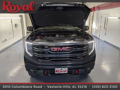 Used 2022 GMC Sierra 1500 AT4 w/ AT4 Preferred Package image 25
