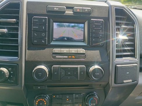 Used 2018 Ford F150 XLT AWD/4WD image 31