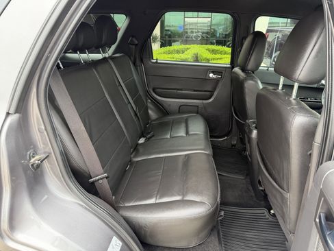Used 2010 Ford Escape Limited AWD/4WD image 30