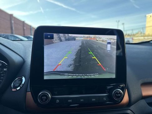 Used 2021 Ford EcoSport SE w/ SE Appearance Package image 24