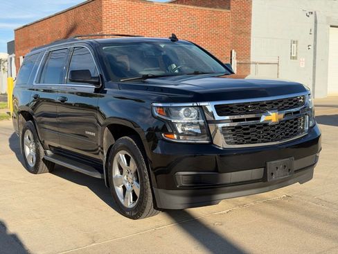 Used 2018 Chevrolet Tahoe LS w/ All-Season Package AWD/4WD image 3