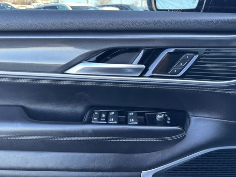 Used 2022 Jeep Wagoneer Series I w/ Premium Group I image 11