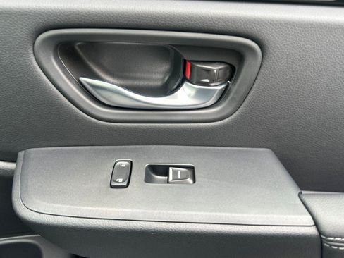 Certified 2025 Honda Pilot Touring image 20