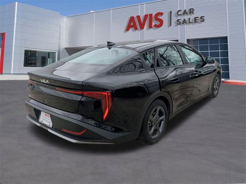 Used 2025 Kia K4 LXS image 6