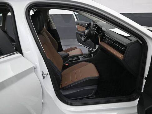 New 2026 Volkswagen Jetta SEL FWD image 14