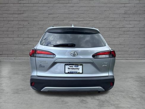 Used 2024 Toyota Corolla Cross XLE w/ Convenience Package AWD/4WD image 6