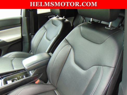 Certified 2025 Jeep Compass Limited AWD/4WD image 27