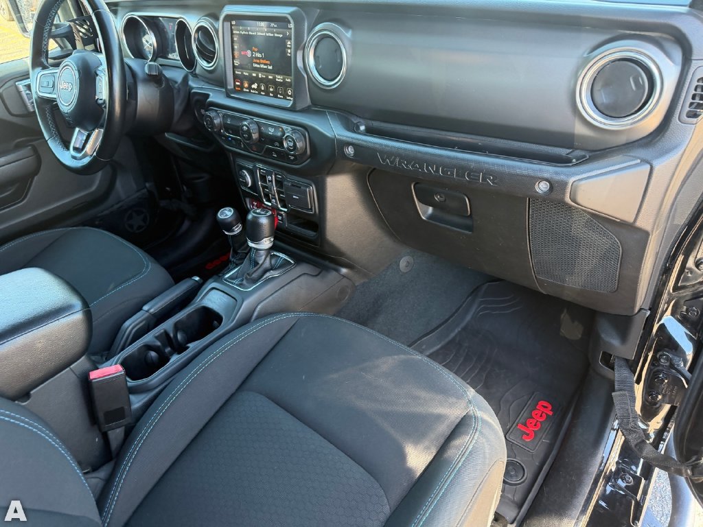 Certified 2022 Jeep Wrangler Unlimited Rubicon 4xe AWD/4WD image 10