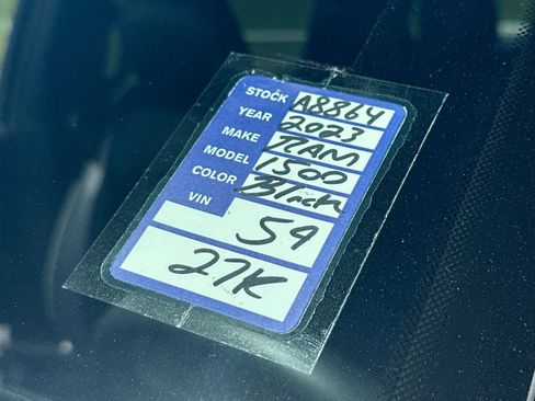 Used 2023 RAM 1500 Laramie AWD/4WD image 28