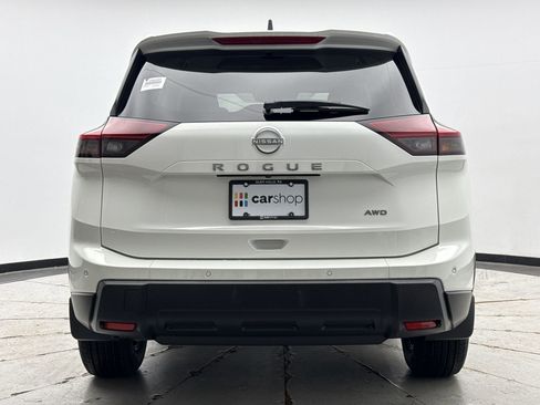 Used 2026 Nissan Rogue S image 4