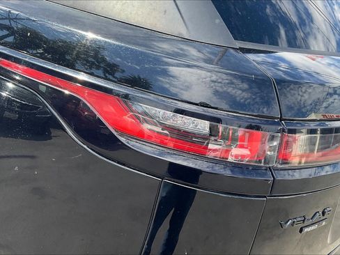 Used 2019 Land Rover Range Rover Velar S image 30