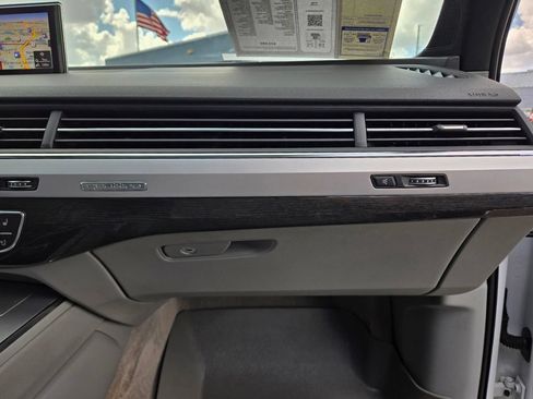 Used 2018 Audi Q7 3.0T AWD/4WD image 58