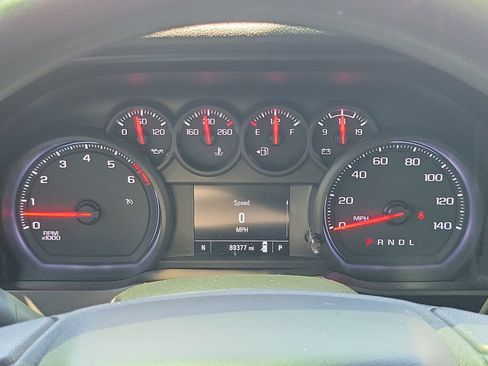 Used 2020 Chevrolet Silverado 1500 Custom w/ Custom Value Package RWD image 19