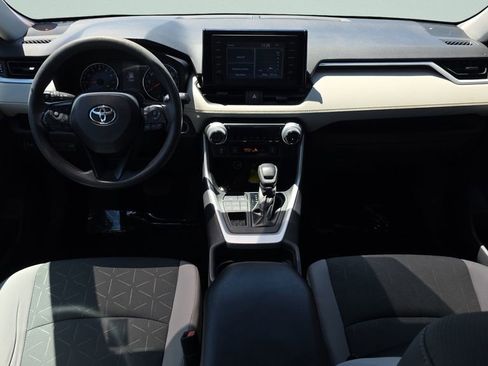 Used 2019 Toyota RAV4 XLE w/ Convenience Package image 11
