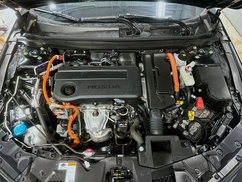 Used 2024 Honda Accord Sport image 30