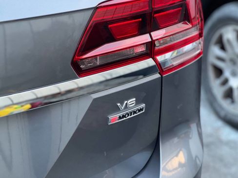 Used 2019 Volkswagen Atlas SE w/ Towing Package image 31