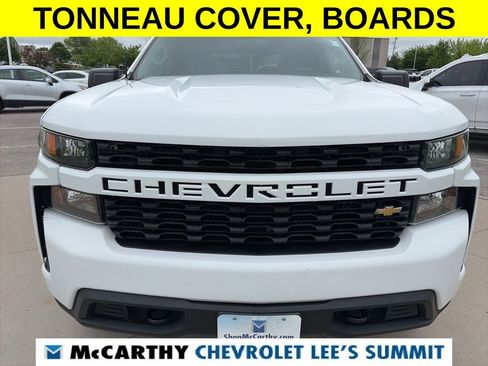 Used 2019 Chevrolet Silverado 1500 Custom w/ Trailering Package RWD image 3