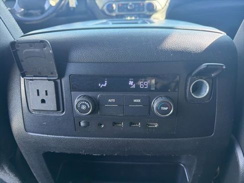 Used 2020 Chevrolet Tahoe LT image 19