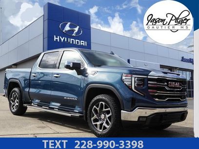 Used 2024 GMC Sierra 1500 SLT w/ SLT Premium Plus Package