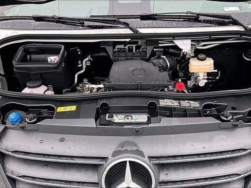 New 2025 Mercedes-Benz Sprinter 2500 image 14