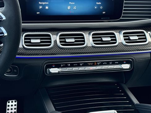 New 2026 Mercedes-Benz GLE 53 AMG AMG GLE 53 image 40