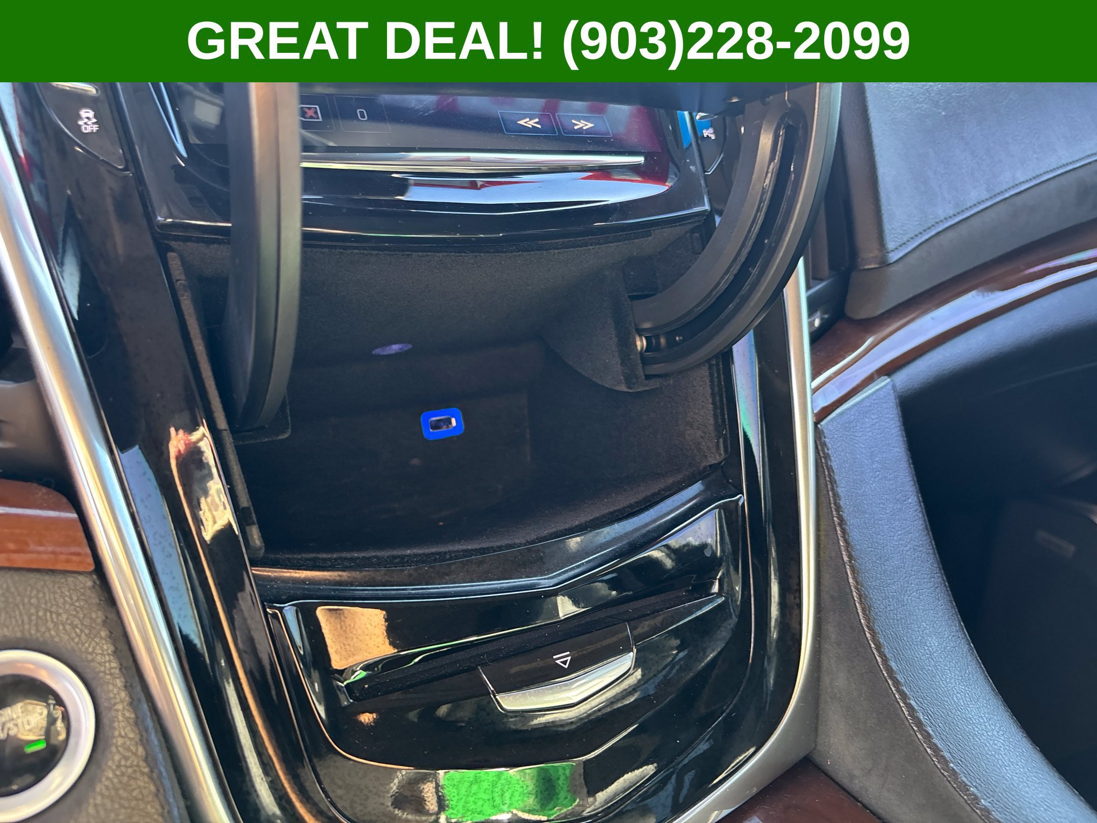Used 2018 Cadillac Escalade Luxury AWD/4WD image 34