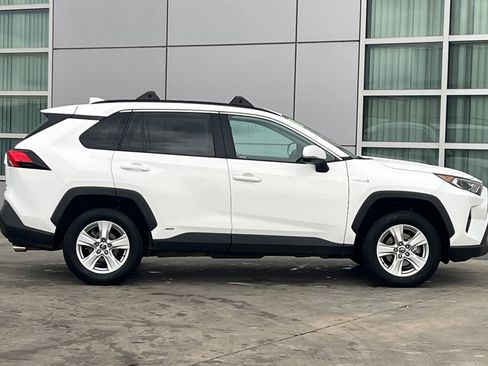 Certified 2021 Toyota RAV4 XLE image 3