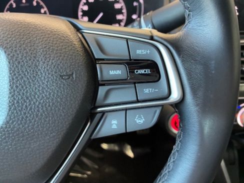 Used 2019 Honda Accord Sport image 19