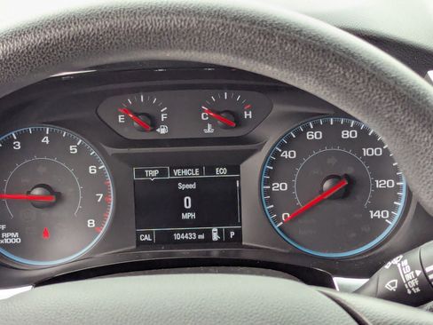 Certified 2018 Chevrolet Traverse LS image 25