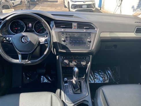 Used 2019 Volkswagen Tiguan SE FWD image 8